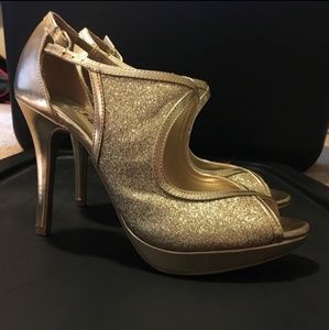 Gold 3" heels from Brash
